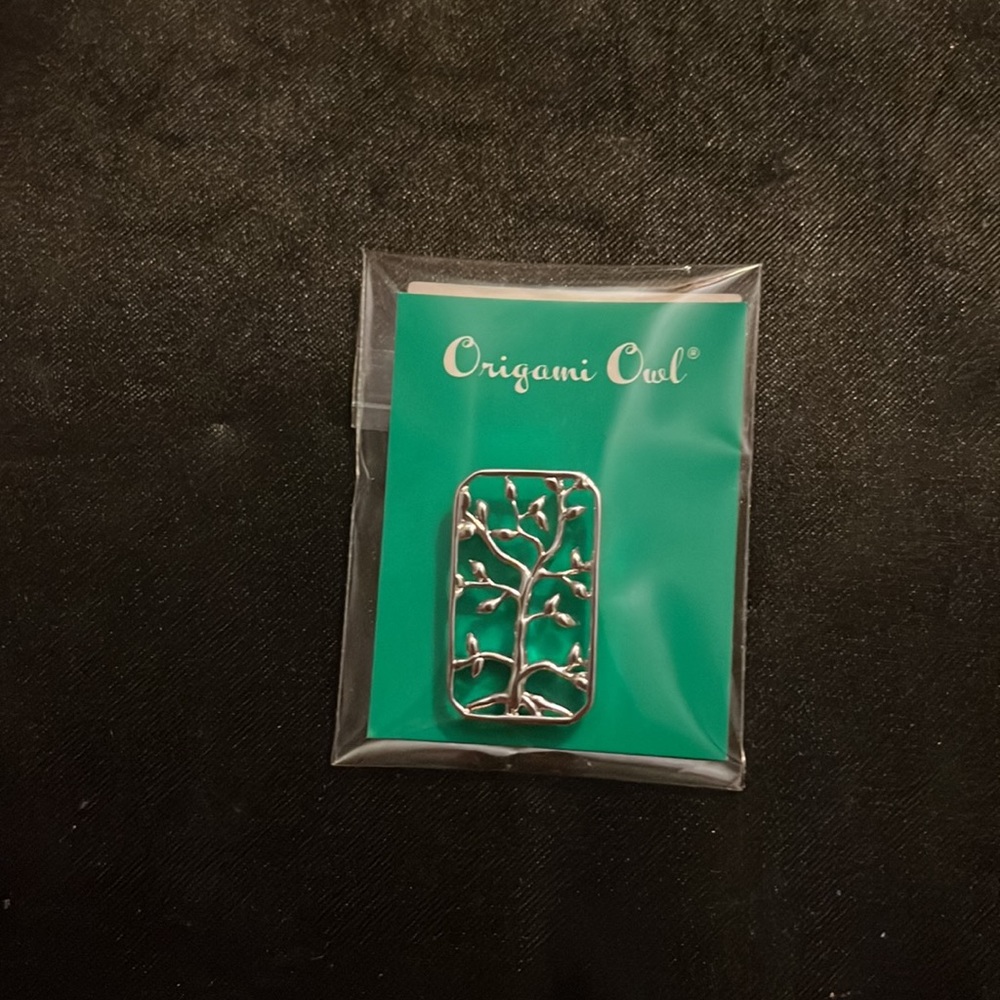 Silver Tree Plate, Silver Rectangle Crystal Locke… - image 2